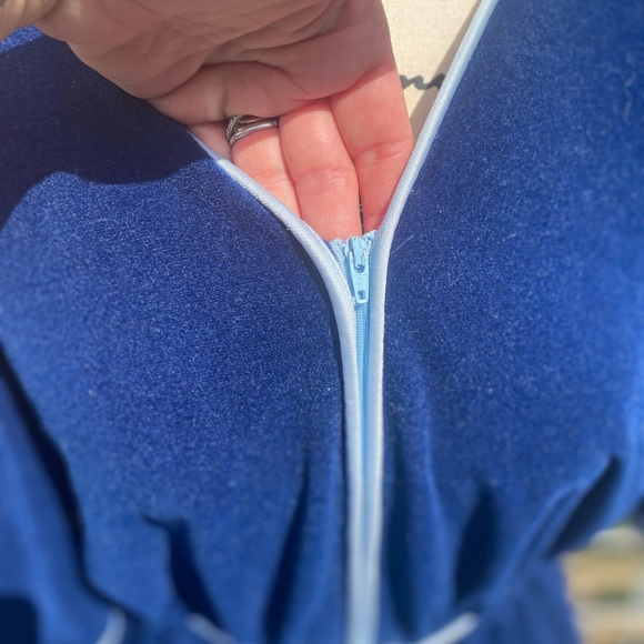 COPY - Vanity fair vintage butterfly sleeve velour maxi/dress/robe size medium - Picture 10 of 12